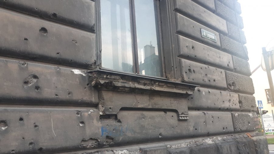 Bielskie kamienice ze śladami po kulach. Blizny na murach miasta