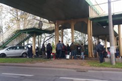 Zupa dyniowa pod kładką koło dworca. Nakarmili kilkadziesiąt osób