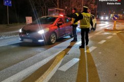 Zmasowana akcja policji w okolicach dyskotek. Zatrzymania za posiadanie narkotyków - foto