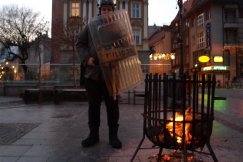 Uroczystej akademii rocznicowej nie będzie. Uczestnicy spotkają się na ulicy