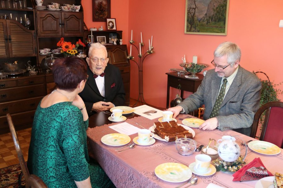 Barwne życie bielskiego stulatka. Ożenił się dopiero w wieku 45 lat - foto