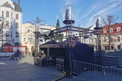 Co nas czeka dziś na Rynku? Telefoniczna licytacja złotego serduszka! - foto
