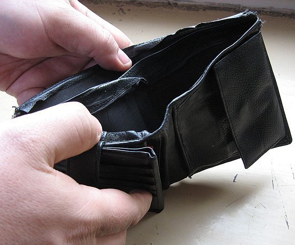 Znaleziono gotówkę. Policja szuka właściciela pieniędzy
