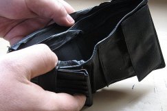 Znaleziono gotówkę. Policja szuka właściciela pieniędzy