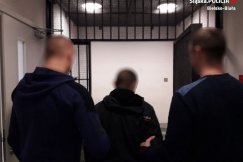 Bezczelny złodziej kradł puszki z datkami. Wpadł na gorącym uczynku - foto