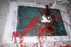 Zatrzymano podejrzanego o profanację krzyża na Trzech Lipkach - foto
