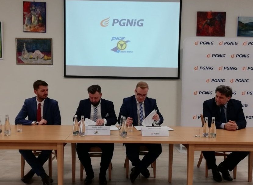 PKS wystawiony do wiatru. Czy będzie paliwo do nowych autobusów?