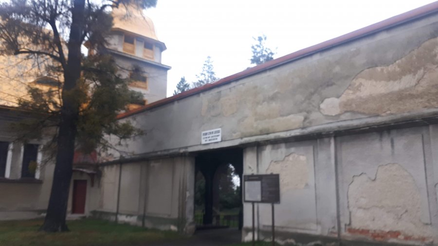 Tajemnice cmentarza pod Dębowcem