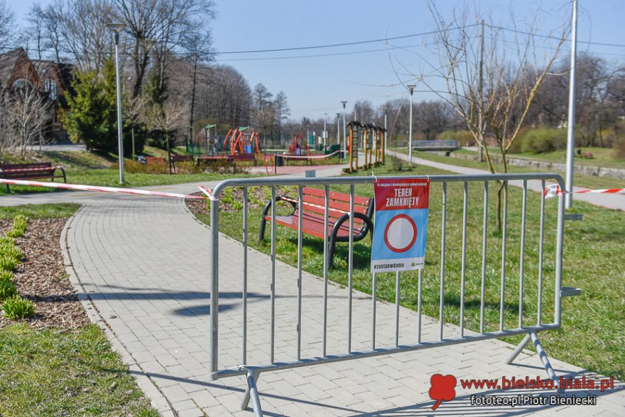 Czy dzisiaj można wyjść na spacer? Wątpliwości prawne w dobie zarazy
