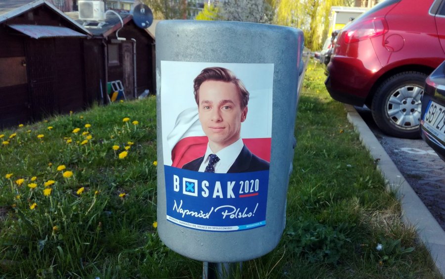 Plakaty wyborcze na przystankach i barierkach. MZD zbada ich legalność - foto