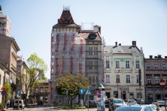 Pięknieje kamienica Pod Żabami. Dotacje miejskie na remont trzech kościołów - foto