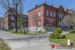 Wielkie malowanie pawilonów i korytarzy. Szpital do remontu