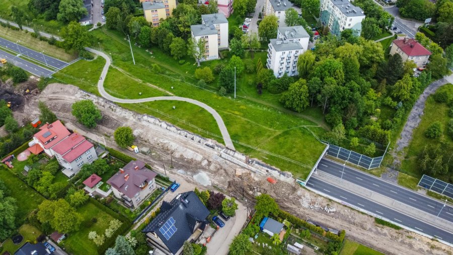 Budują nową drogę na Hulankę. Nie ma większych utrudnień w ruchu - foto