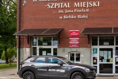 Bielski dealer samochodowy użycza auta na potrzeby pacjentów
