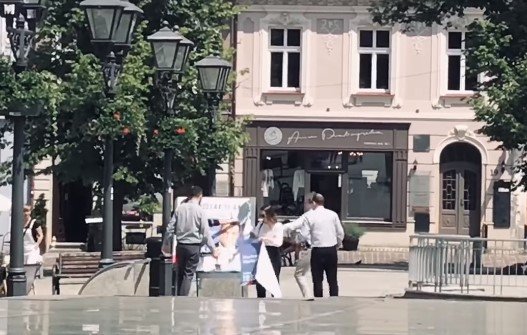 Wojna na oświadczenia. Działacze PO ofiarami hejtu czy złamali prawo?