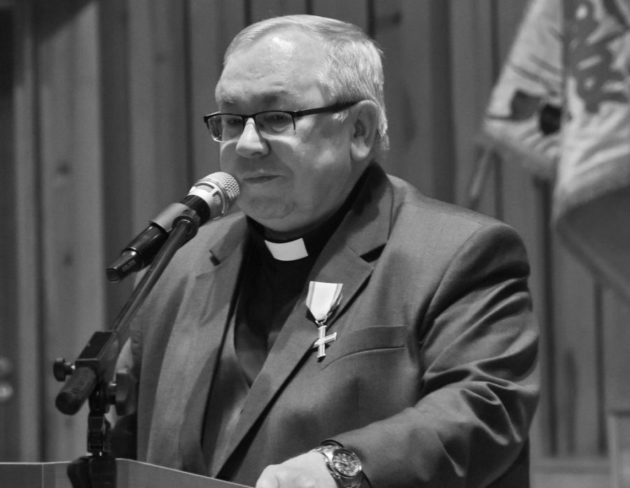 Zmarł prałat Zbigniew Powada. Program uroczystości pogrzebowych