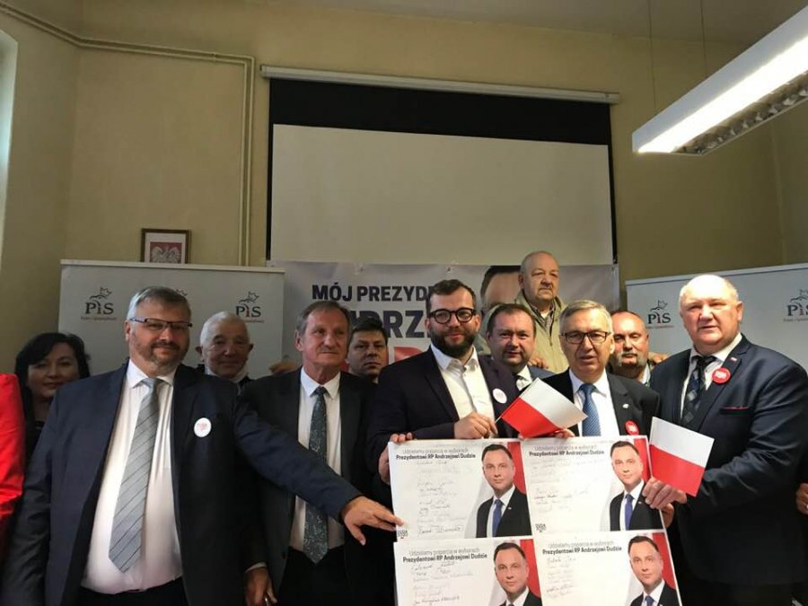 W Bielsku-Białej powstał komitet popierający prezydenta Andrzeja Dudę - lista