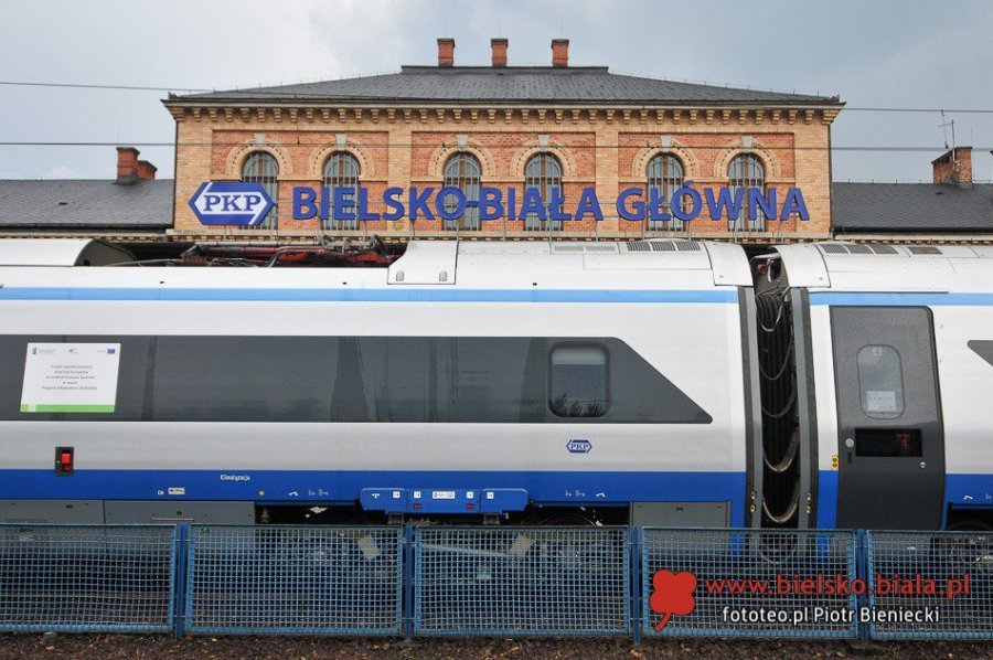 Sanepid szuka pasażerów pociągu z Bielska-Białej do Gdańska. Podróżujący ma koronawirusa