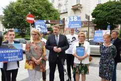 Wsparcie dla Trzaskowskiego. Prezydent i parlamentarzyści przedstawili program