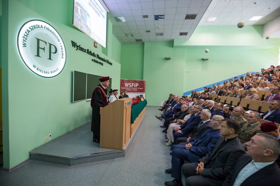 Znakomite miejsce bielskiej uczelni. Wysoka zdawalność egzaminów