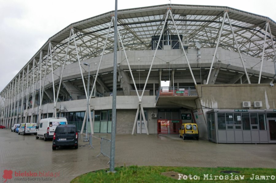 Stadion Miejski będzie oklejony reklamami? Radni mają ambitny pomysł