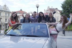 Piękne bielskie plenery, kamienice i kawiarnie w nowym serialu. DZIŚ
