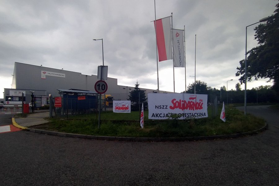 Dwa zakłady oflagowane. Związkowcy Hutchinsona domagają się podwyżek płac