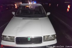 Poważny wypadek na DK1. Pieszy ma złamane nogi i rękę - foto