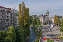 Koronawirus w Ratuszu, MOPS, ZGM i trzech bielskich szkołach