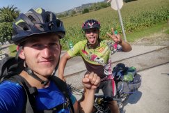 Bielszczanin przejechał na rowerze 3200 km. Wyjątkowa wyprawa w intencji ojca FILM