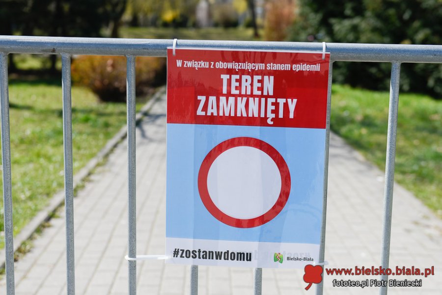 Zamknięta gastronomia i zakaz opuszczania domu przez młodzież i seniorów? Zaskakujące plany rządu