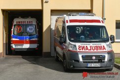 Karetka z pacjentem czekała kilkanaście godzin przed szpitalem