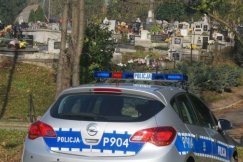 Zmiany w organizacji ruchu. Dodatkowe autobusy na cmentarze LISTA