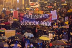 Ósmy dzień protestu w Bielsku-Białej. Ludzie są zdesperowani ZDJĘCIA