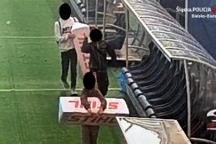 Skradzione reklamy odnalazły się. Nieletni sprawcy za karę posprzątają stadion?