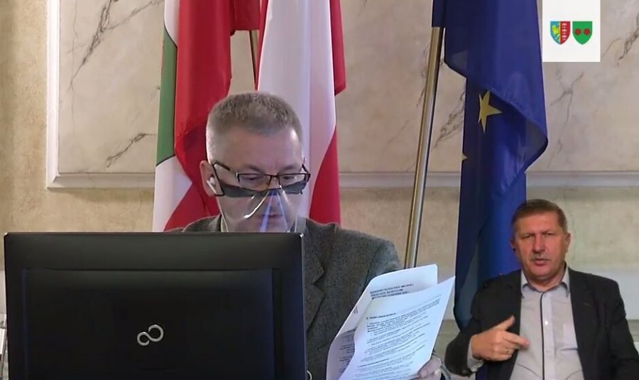 Nie będzie stanowiska w obronie Jana Pawła II. "Jego świętość broni się sama”