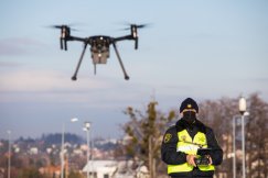 Dron nad Straconką i Lipnikiem. W jednym z domów spalano… meble - foto