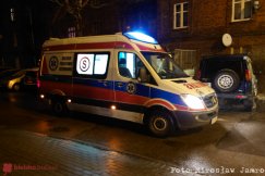 Doznał otwartego złamania nogi. Chwilę później pojawiła się piaskarka - foto