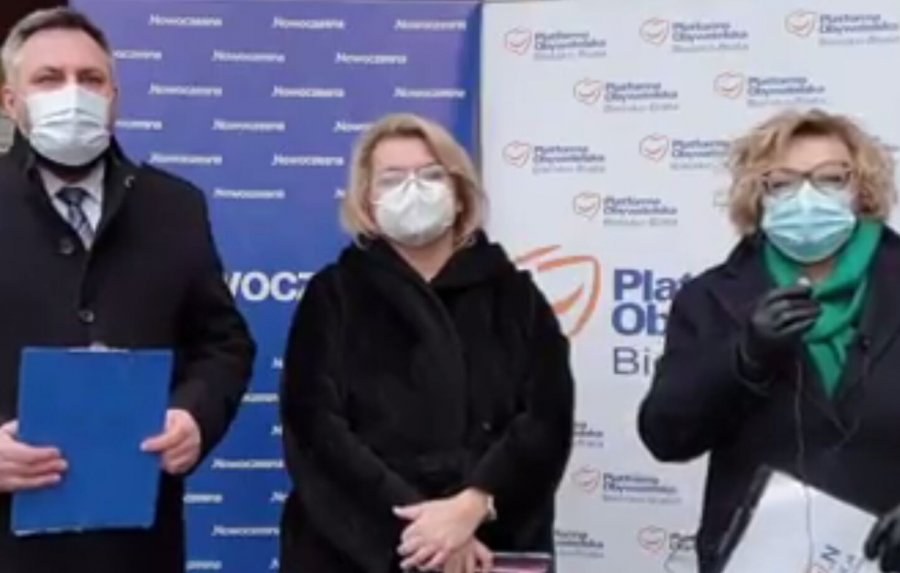 Ostra krytyka systemu szczepień. Święte prawo opozycji - foto
