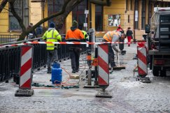 Rekonstrukcja mostu na rzece Białej. Za kilka dni nie poznamy tego miejsca? - foto