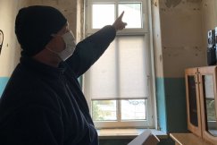 Koszmar przy ul. NMP Królowej Polski. Cegły lecą lokatorom na głowę