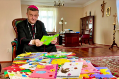 Zwycięstwo nad grzechem, zdradą i śmiercią. Życzenia na Wielkanoc 2021 - wideo