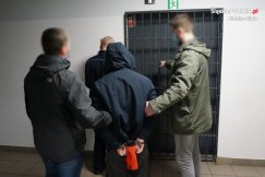 Zatrzymanie zuchwałych złodziei paliwa. Tankowali i odjeżdżali z piskiem opon - foto