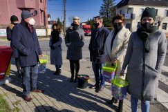Wzruszająca historia na os. Słonecznym. Maluch dla ratowania zdrowia - wideo