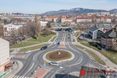 Rekordowy spadek zdarzeń drogowych. Puste ulice prowokują do brawurowej jazdy