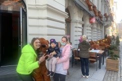 #chceMISIE przed Magnum. Klienci czekają na otwarcie bielskich restauracji - foto