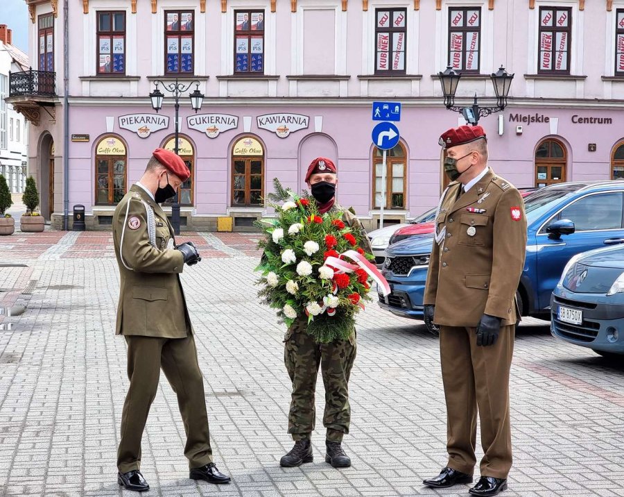 Obchody „skromne, ale godne”. Są takie wydarzenia, które jednoczą Polaków - ZDJĘCIA