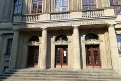 Roczniki skrzywdzone przez pandemię. Łatwiejsze matury i dodatkowe terminy