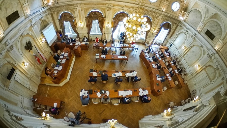 Miasto pomoże parafii ewangelickiej. Dotacja na remont muru cmentarnego