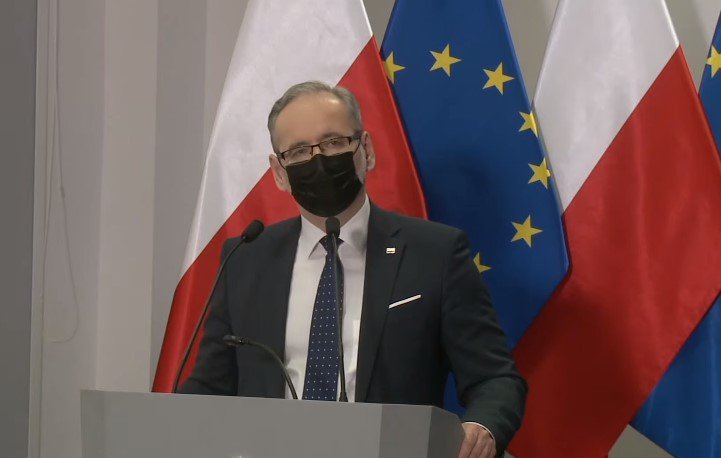 Rząd luzuje kolejne obostrzenia. Więcej osób na weselach i zgromadzeniach publicznych